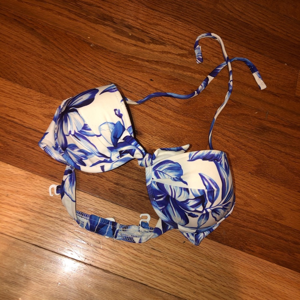 Bathing suit top